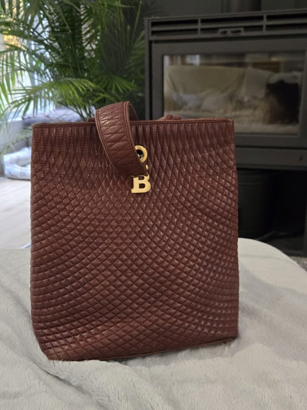 Vintage Bally Swiss Made Brown Quilted Leather Lined Single Strap Shoulder Bag